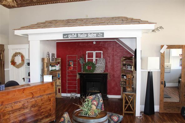 216 S Cherry St, Shell Rock, IA 50670